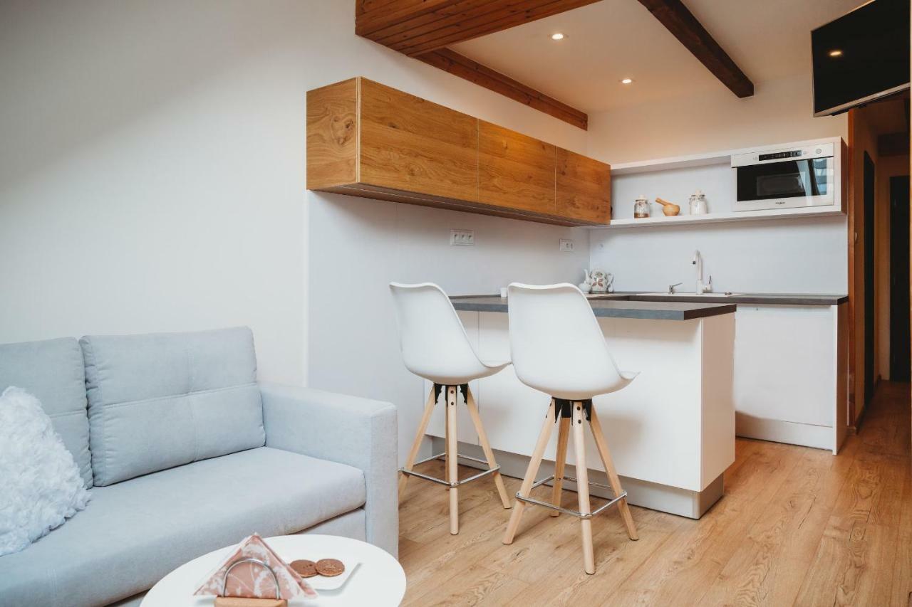 Center City Charming Loft Apartment โกชิเซ ภายนอก รูปภาพ